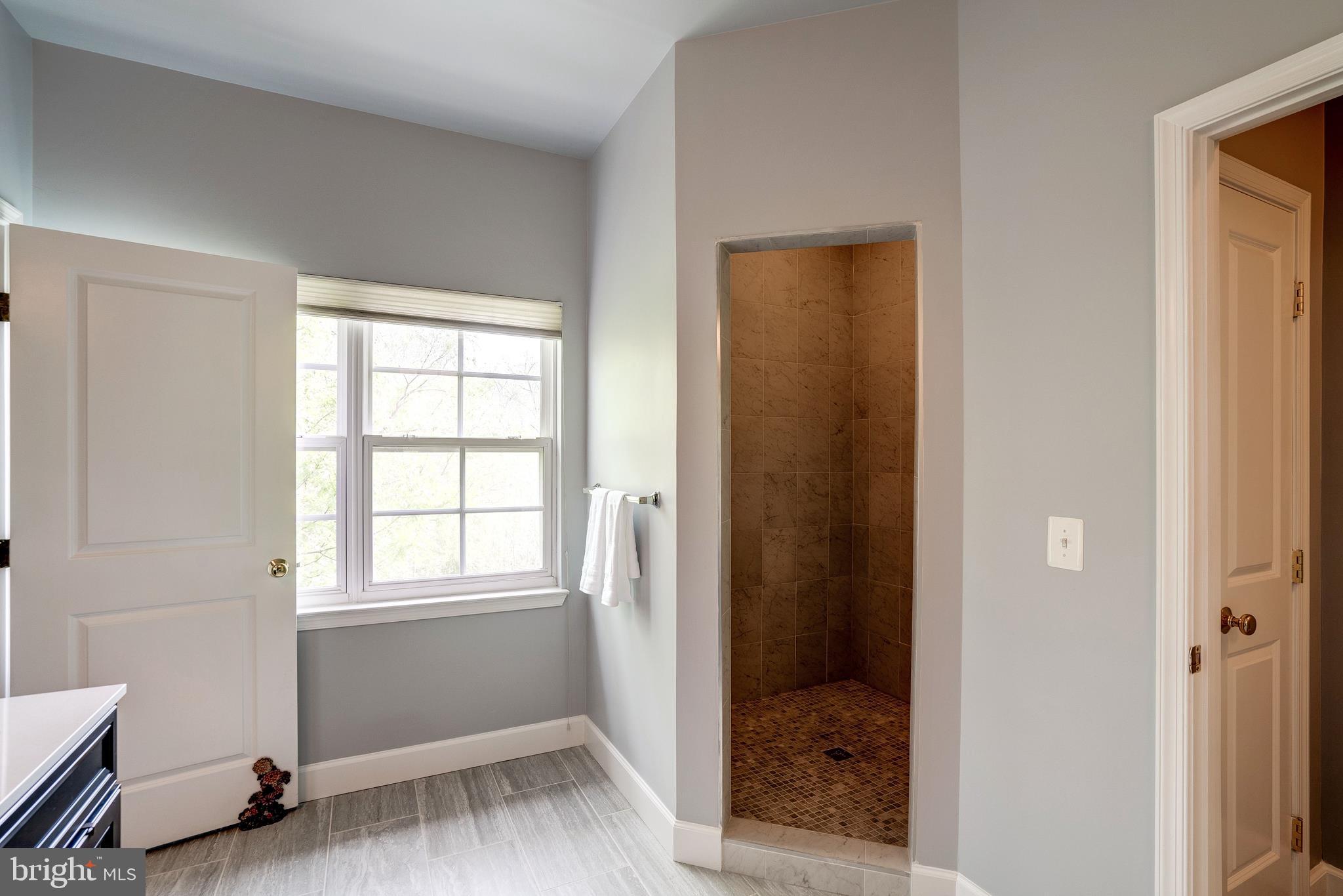 9101 Roaring Spring Loop Bristow, VA 20136 - Photo 38 of 74 Gallery Image 38