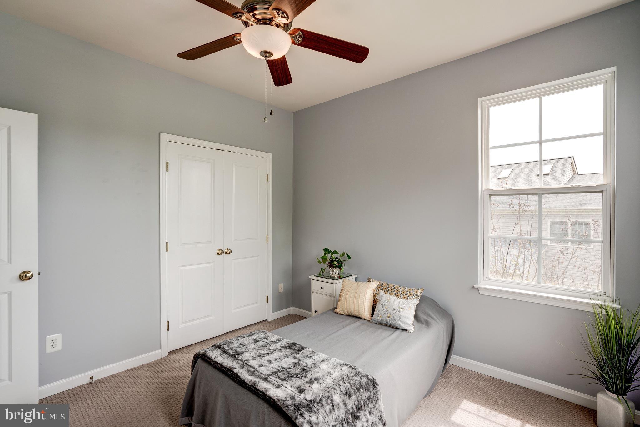 9101 Roaring Spring Loop Bristow, VA 20136 - Photo 45 of 74 Gallery Image 45