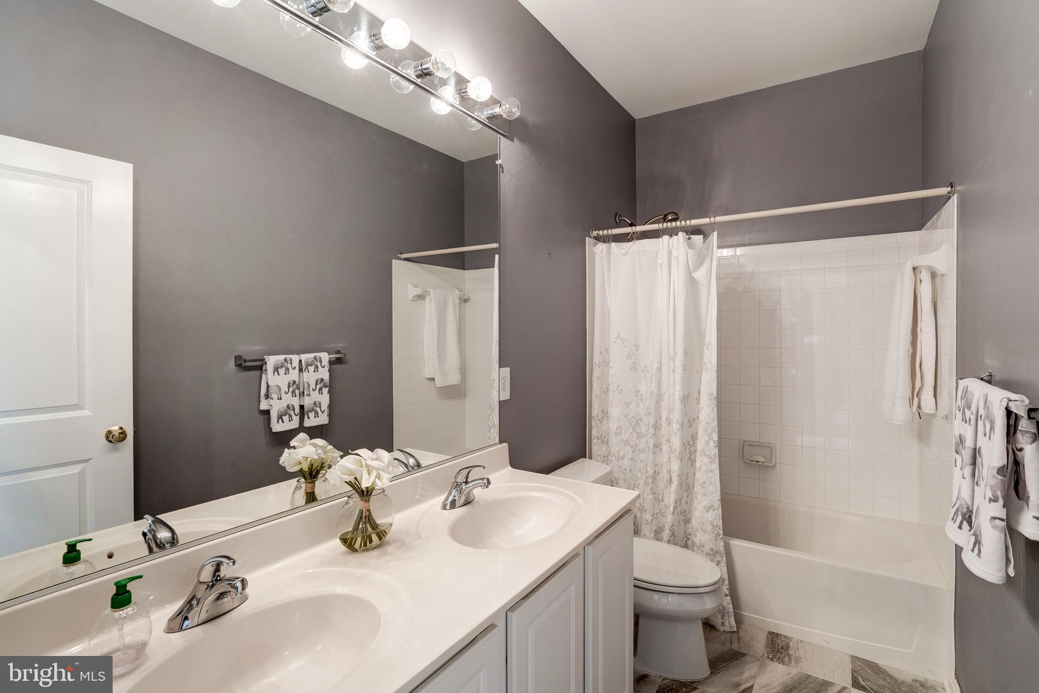 9101 Roaring Spring Loop Bristow, VA 20136 - Photo 47 of 74 Gallery Image 47