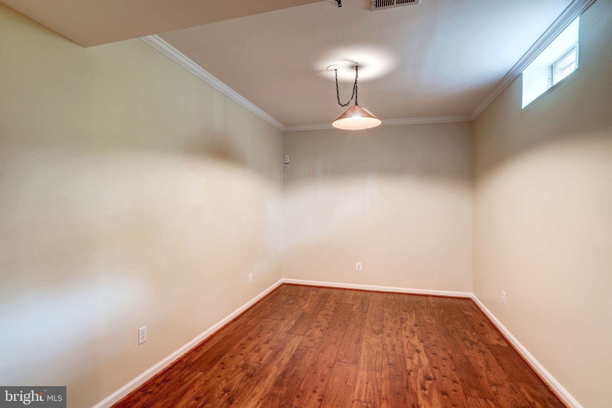 9101 Roaring Spring Loop Bristow, VA 20136 - Photo 60 of 74 Gallery Image 60