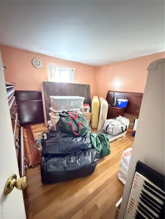 $3,500 | 144 Roslyn Road, Mineola, NY 11501