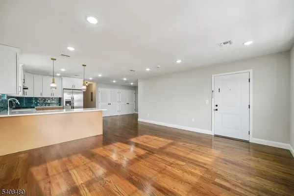 $2,995 | 79 Rose Terrace, Newark, NJ 07108