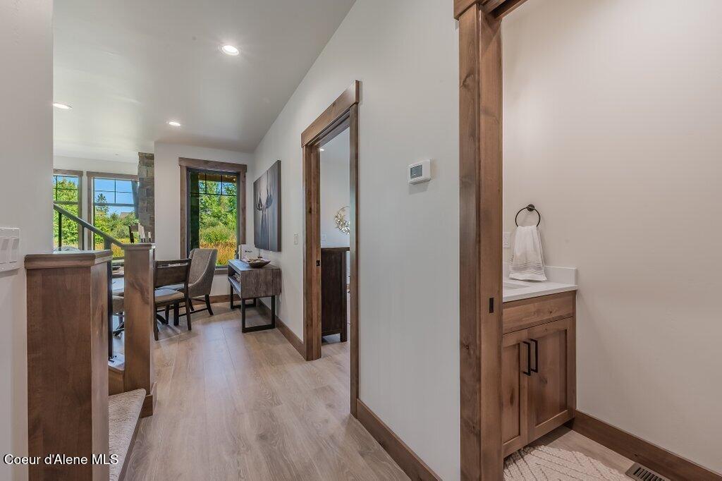 107 Oxbow Road Sandpoint, ID 83864 - Photo 15 of 70 --15.jpg-SMALL