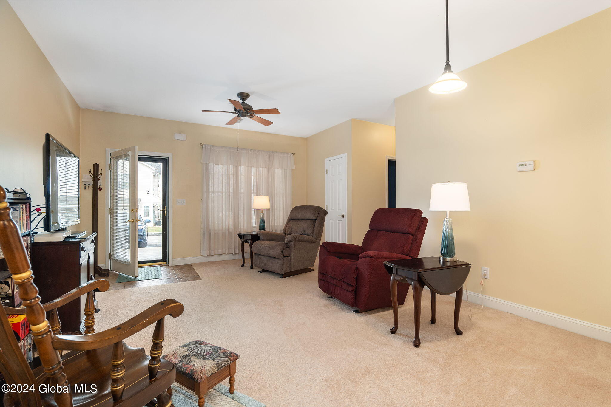 103 North Ridge Estates Troy, NY 12182 - Photo 4 of 29 4