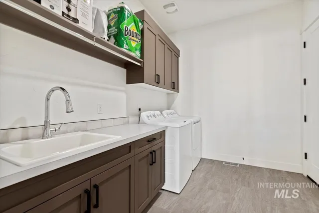 $699,000 | 1962 North Argyll Avenue, Middleton, ID 83644