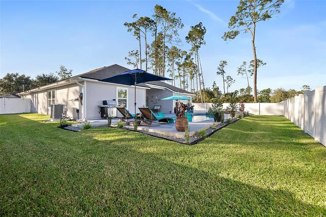 $525,000 | 14 Rybark Lane, Palm Coast, FL 32164