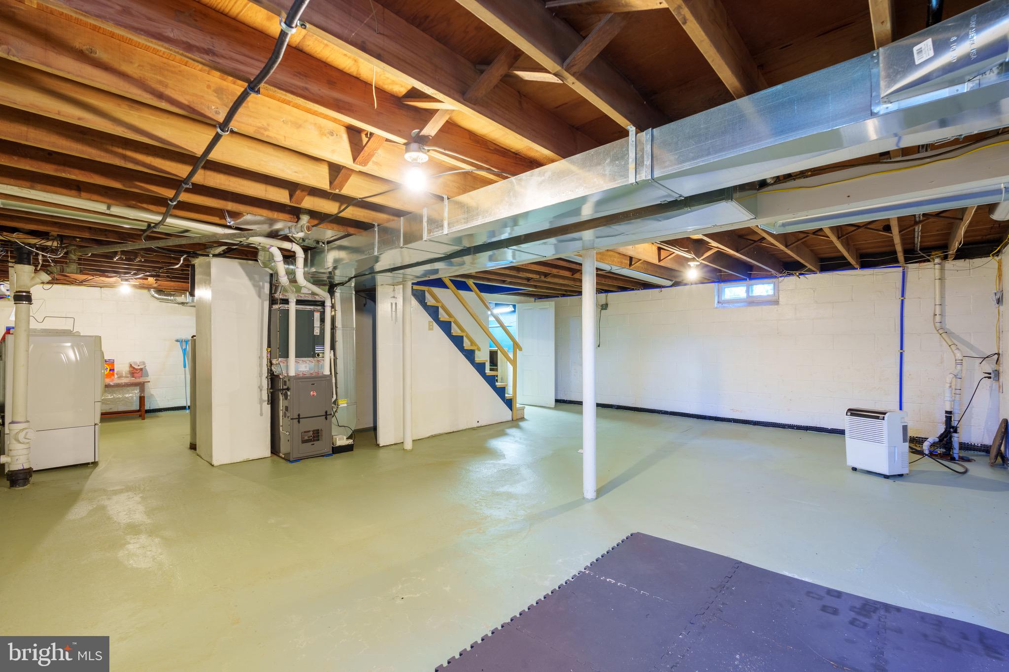 121 Devonshire Road Wilmington, DE 19803 - Photo 25 of 31 a view of an empty room with wooden floor