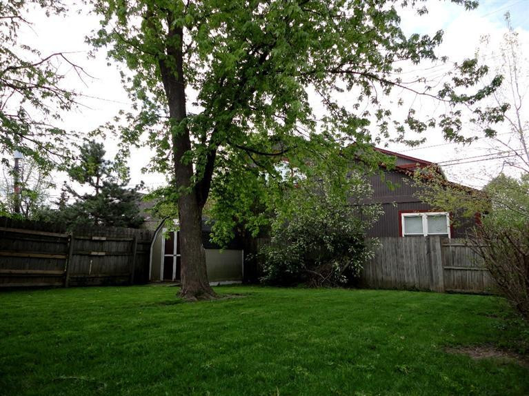 871 North Maple Road Ann Arbor, MI 48103 - Photo 23 of 25 Photo 23