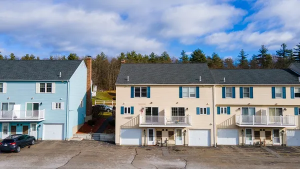 $292,000 | 84 Century Way, Unit 84, Gardner, MA 01440
