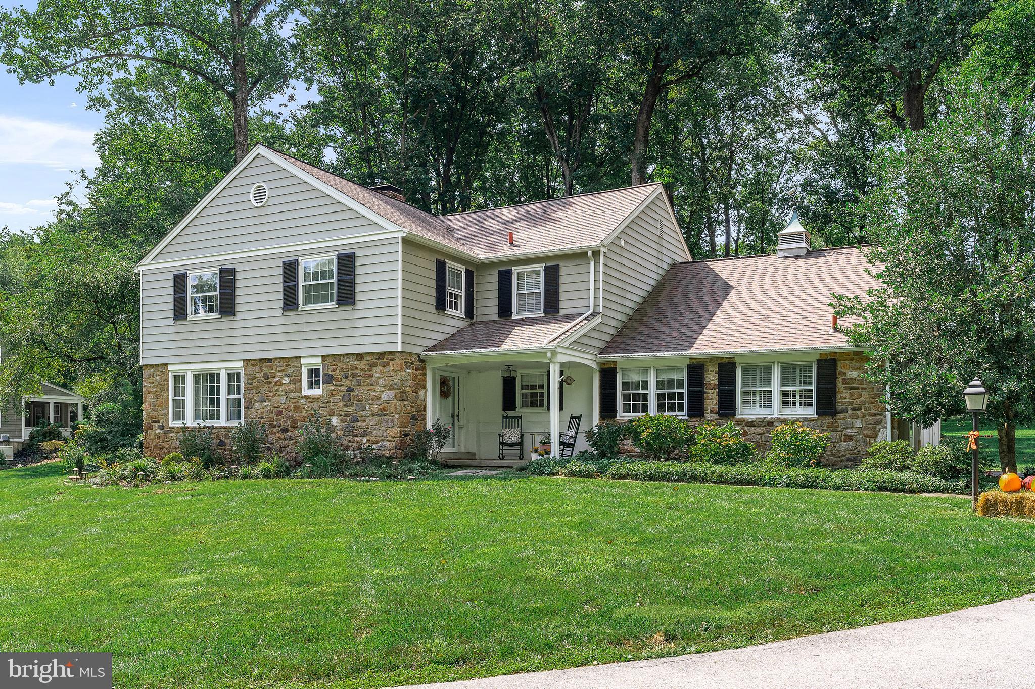 812 Milmar Road Newtown Square, PA 19073 - Photo 1 of 33