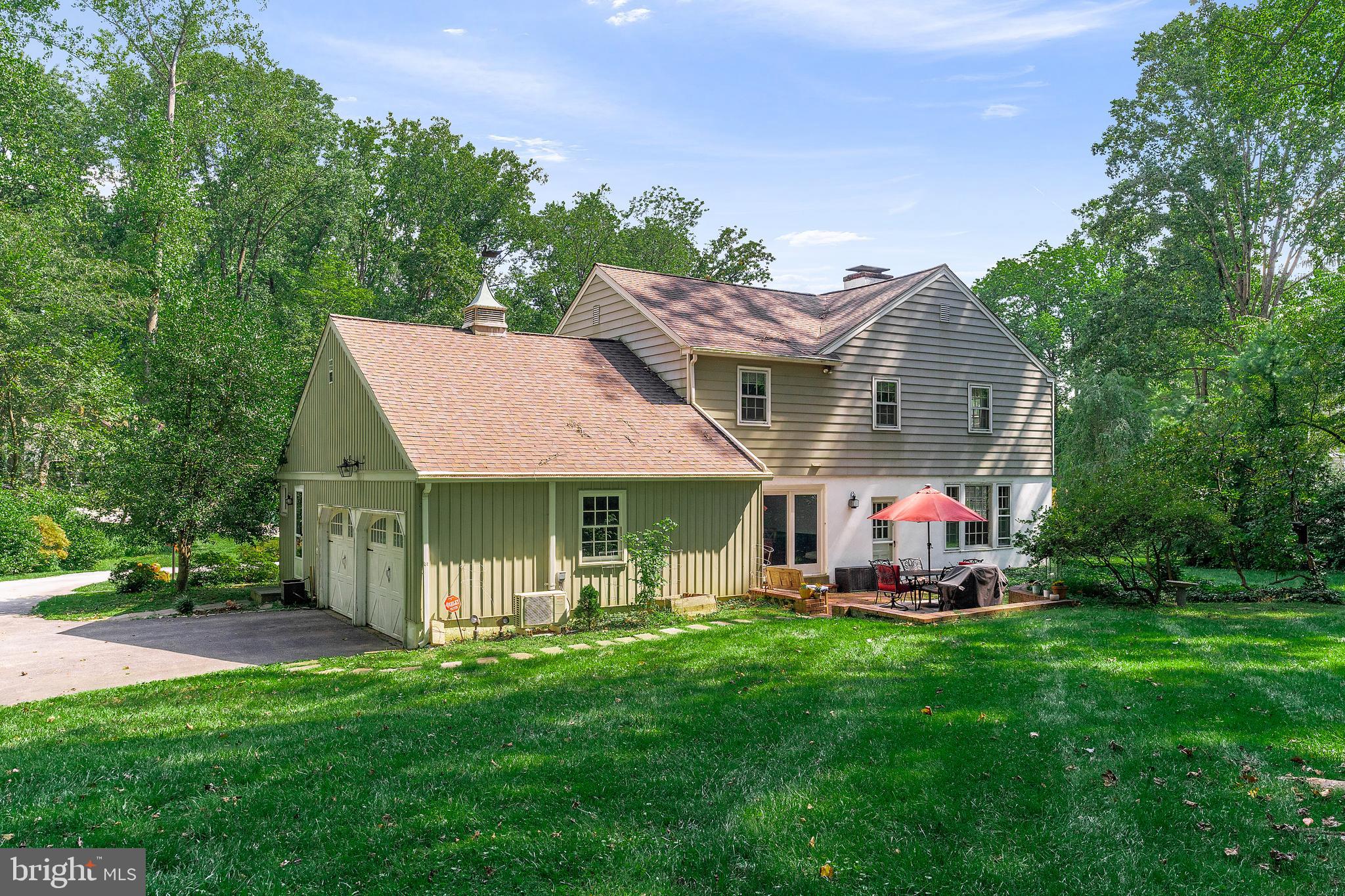 812 Milmar Road Newtown Square, PA 19073 - Photo 3 of 33