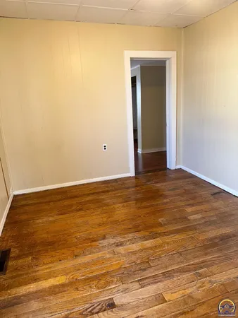 $129,900 | 106 Mechanic Street, Emporia, KS 66801