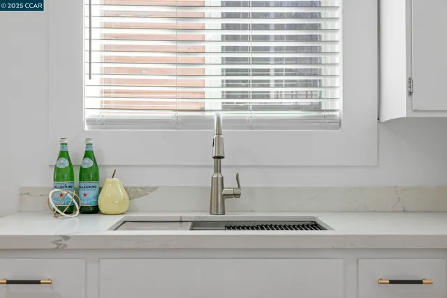 $628,888 | 1535 38th Avenue, Oakland, CA 94601