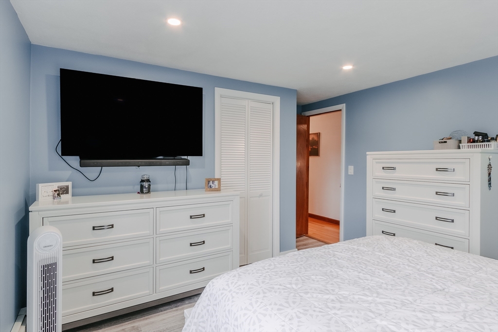 19 Miriam Road Waltham, MA 02451 - Photo 18 of 31