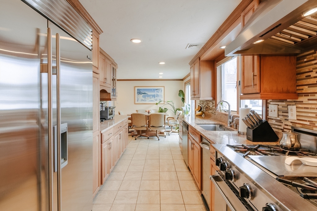 19 Miriam Road Waltham, MA 02451 - Photo 5 of 31