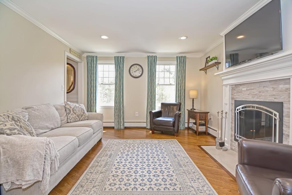 10 Castle Road Norfolk, MA 02056 - Photo 16 of 41 Gallery Image 16