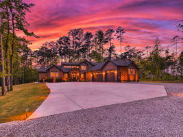 Welcome to 4110 Vern Sikking Rd Sunset