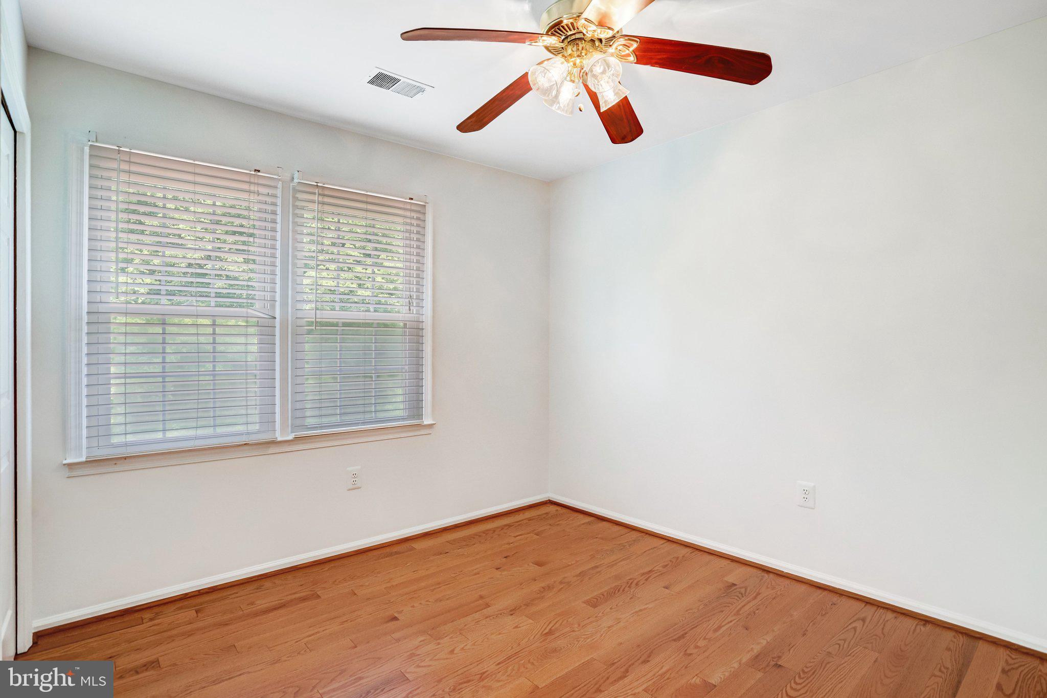 124 Environs Road Sterling, VA 20165 - Photo 44 of 62