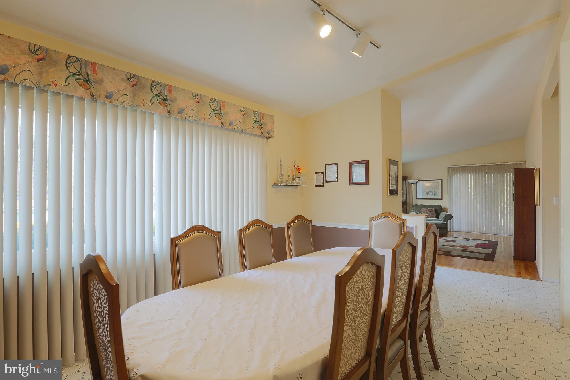 6719 Chokeberry Road Baltimore, MD 21209 - Photo 13 of 43 Gallery Image 13