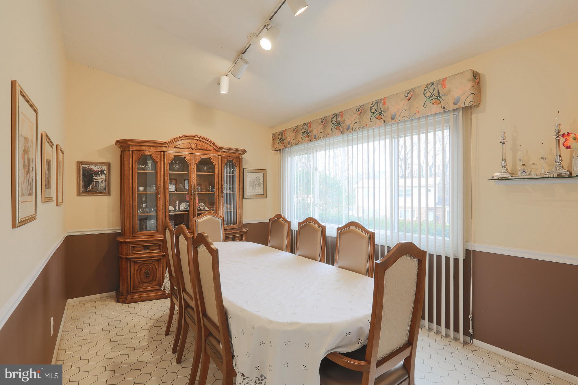 6719 Chokeberry Road Baltimore, MD 21209 - Photo 14 of 43 Gallery Image 14