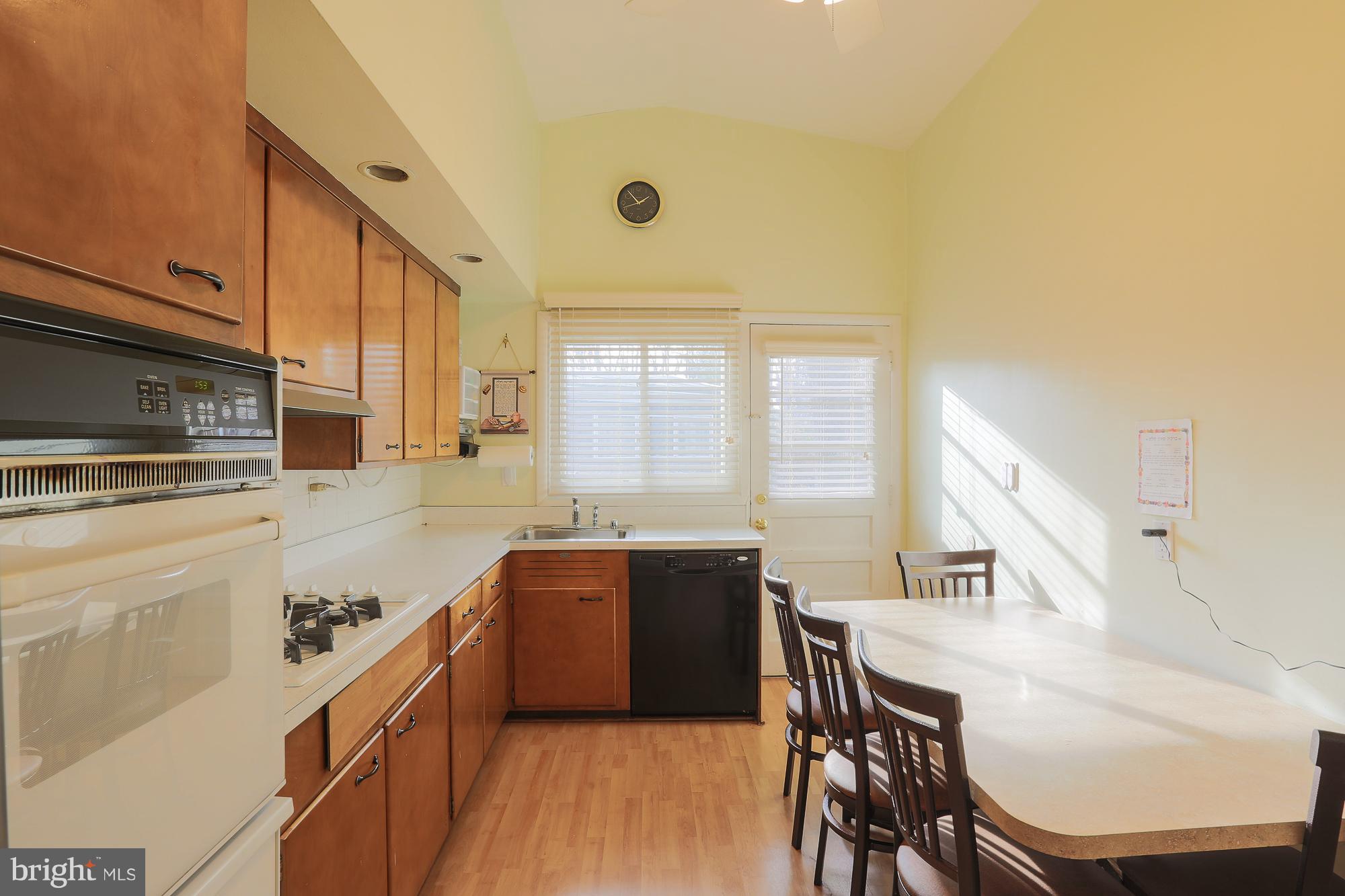 6719 Chokeberry Road Baltimore, MD 21209 - Photo 16 of 43 Gallery Image 16