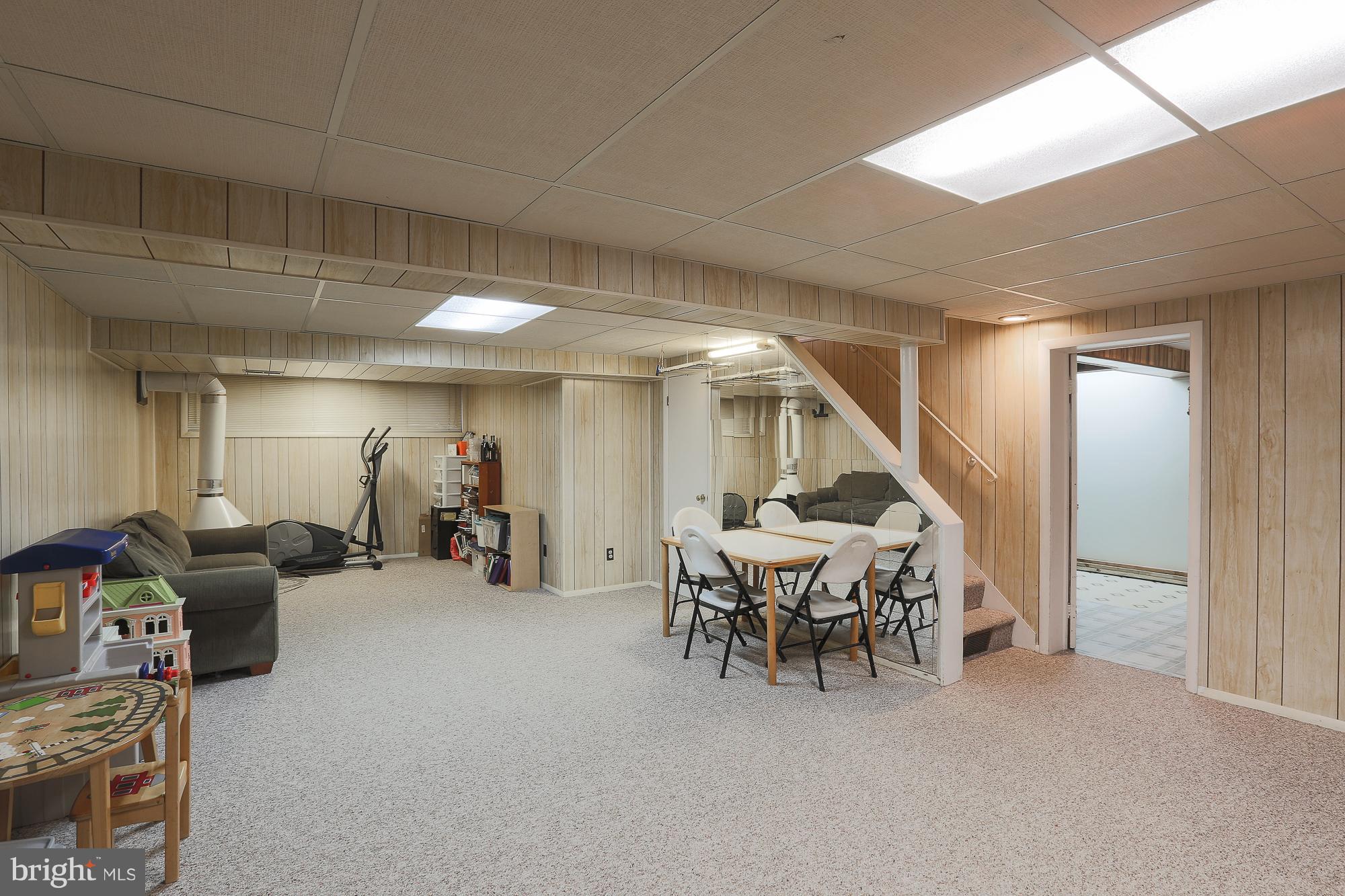 6719 Chokeberry Road Baltimore, MD 21209 - Photo 31 of 43 Gallery Image 31