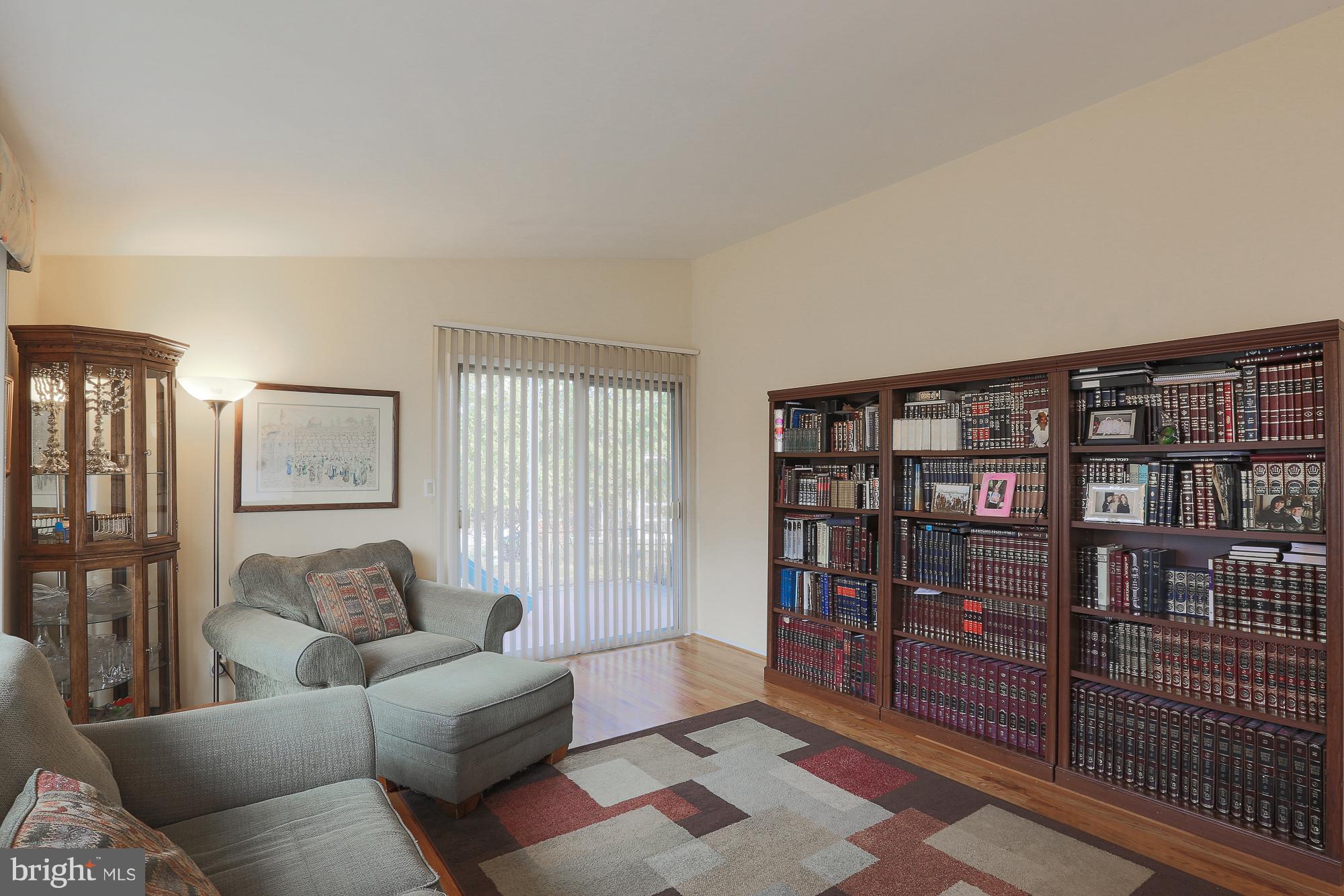 6719 Chokeberry Road Baltimore, MD 21209 - Photo 10 of 43 Gallery Image 10