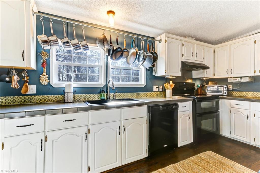 752 County Home Road Reidsville, NC 27320 - Photo 13 of 30