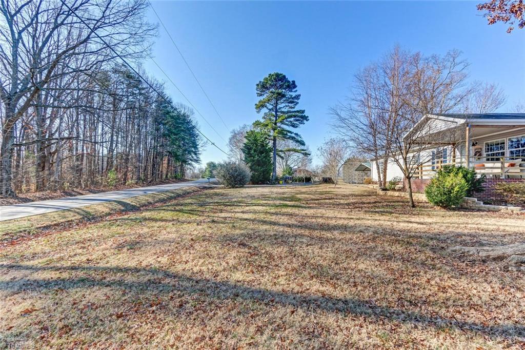 752 County Home Road Reidsville, NC 27320 - Photo 3 of 30