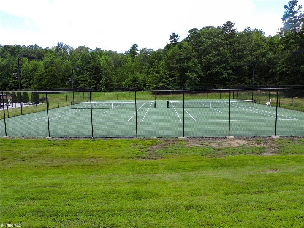 411 Harborgate Drive Denton, NC 27239 - Photo 14 of 18