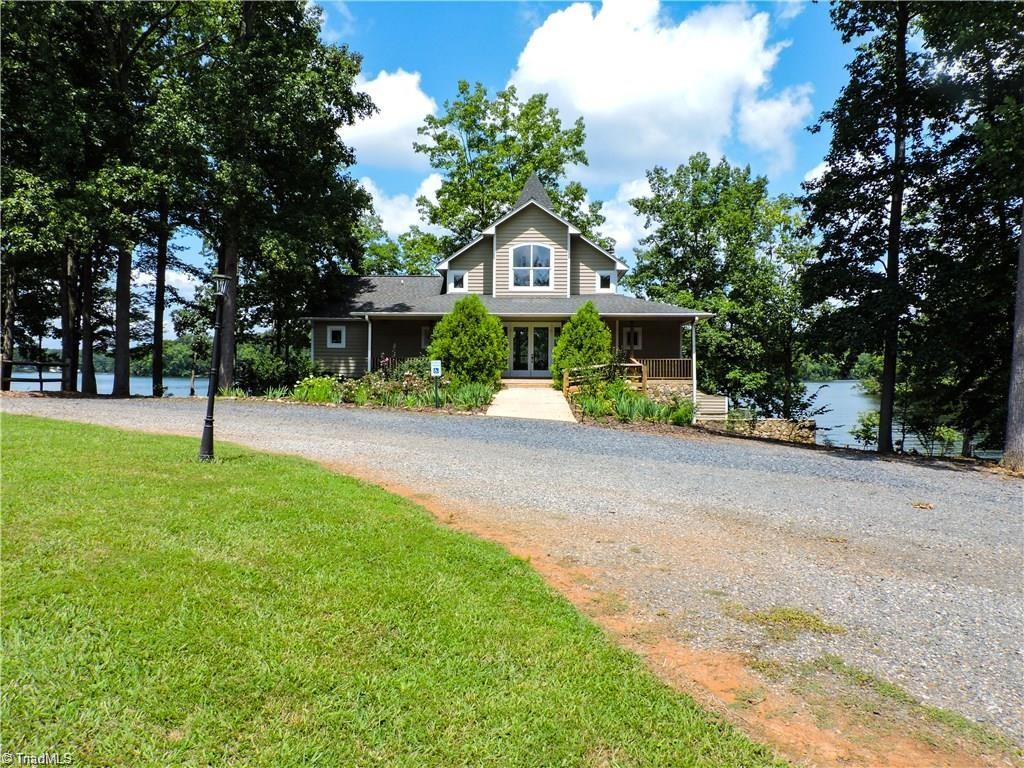 411 Harborgate Drive Denton, NC 27239 - Photo 9 of 18