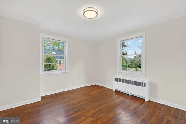 $325,000 | 2300 Colston Drive, Unit 201, Silver Spring, MD 20910