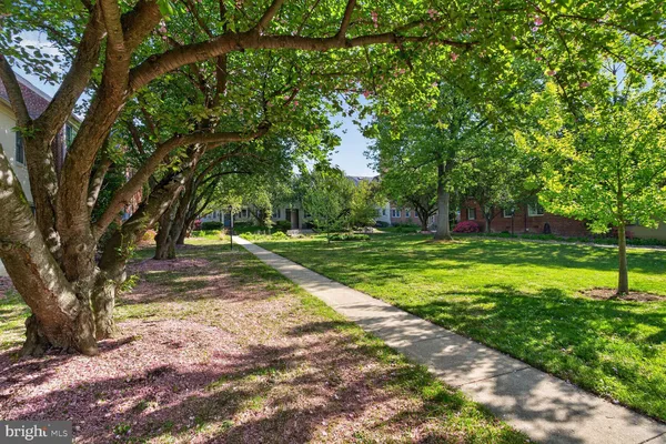 $325,000 | 2300 Colston Drive, Unit 201, Silver Spring, MD 20910