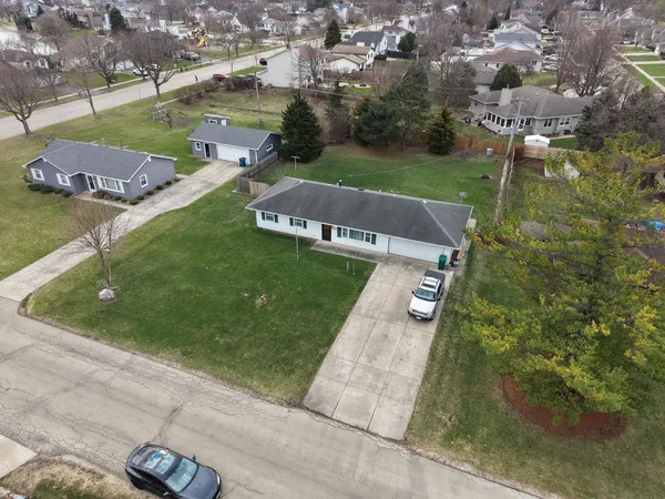 $250,000 | 3002 Harris Drive, Joliet, IL 60431