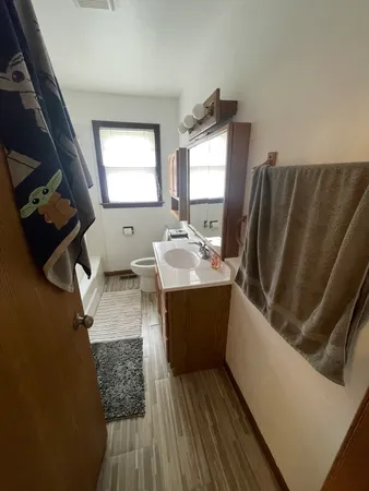 $250,000 | 3002 Harris Drive, Joliet, IL 60431