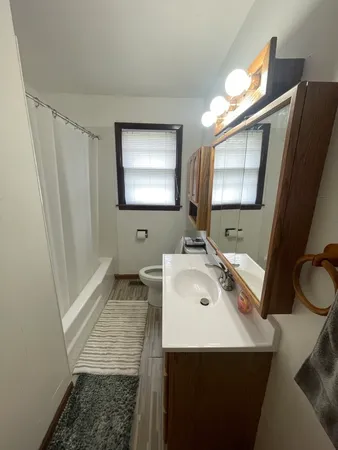 $250,000 | 3002 Harris Drive, Joliet, IL 60431