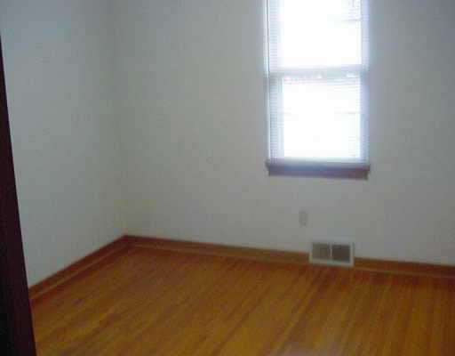 3501 Rolston Street Fort Wayne, IN 46805 - Photo 4 of 7 Gallery Image 4