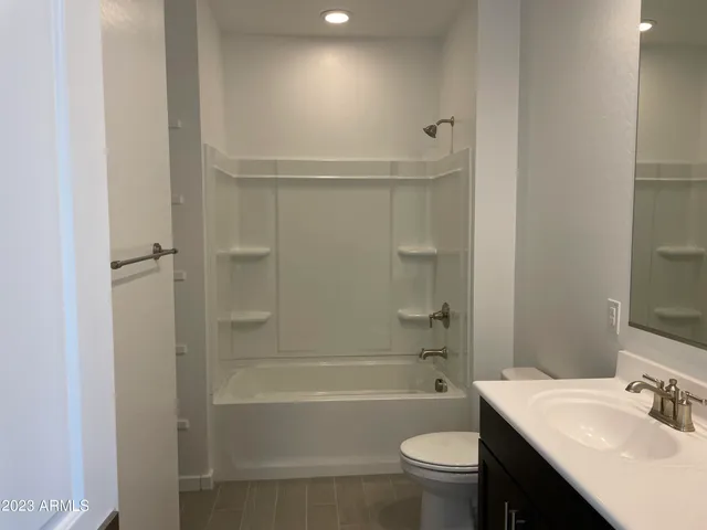 $2,095 | 17401 West Red Fox Road, Surprise, AZ 85387