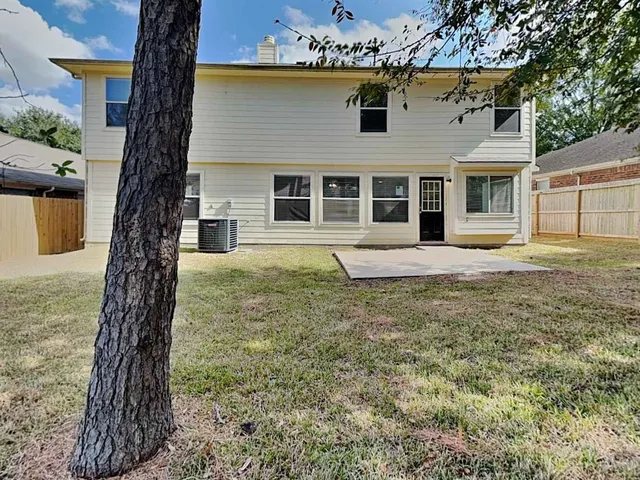 $2,565 | 28631 Hidden Lake West, Magnolia, TX 77354