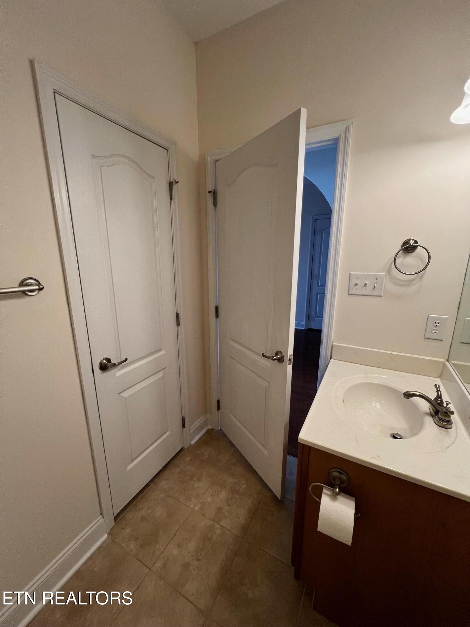812 Fountain View Way Seymour, TN 37865 - Photo 22 of 38 image2