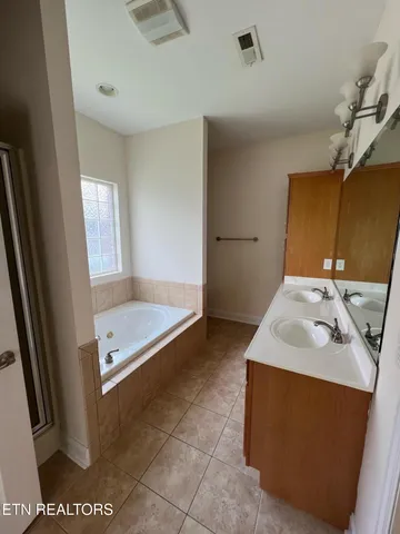 $389,900 | 812 Fountain View Way, Seymour, TN 37865