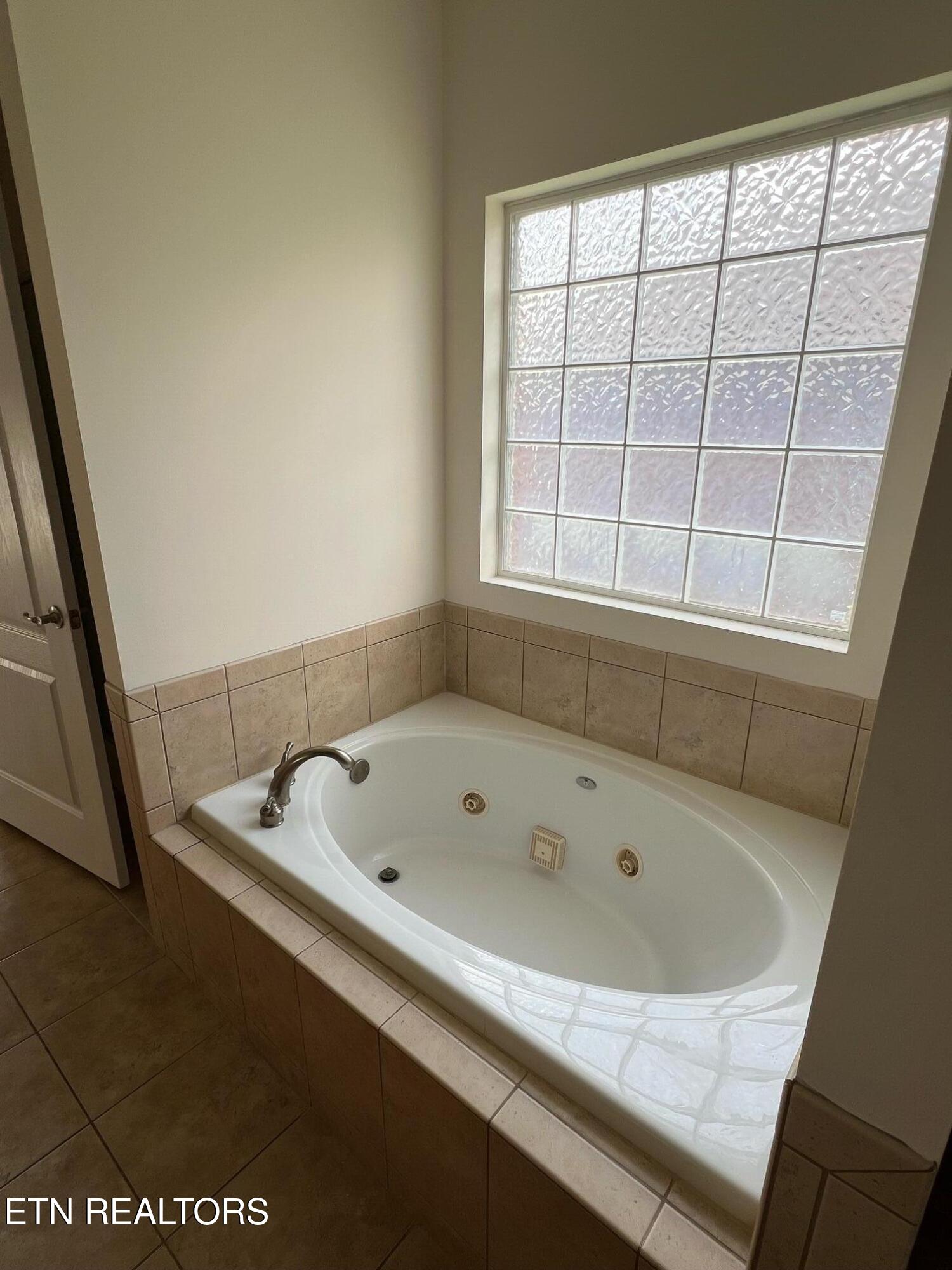812 Fountain View Way Seymour, TN 37865 - Photo 29 of 38 image6