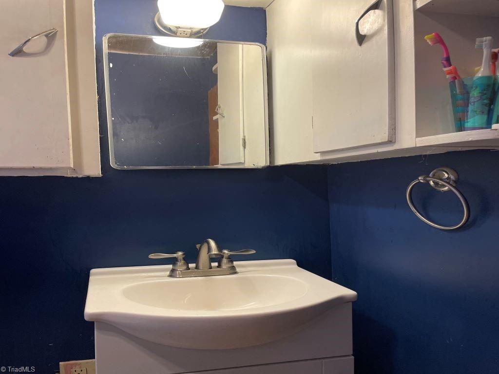 482 Grange Road Elkin, NC 28621 - Photo 15 of 29 Bathroom-updated vanity