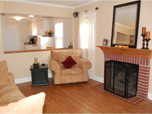 186 West Pacemont Road Columbus, OH 43202 - Photo 4 of 14 Gallery Image 4
