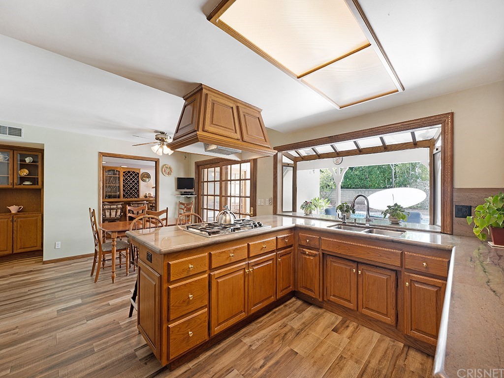 19116 Salt Place Porter Ranch, CA 91326 - Photo 16 of 56 Gallery Image 16
