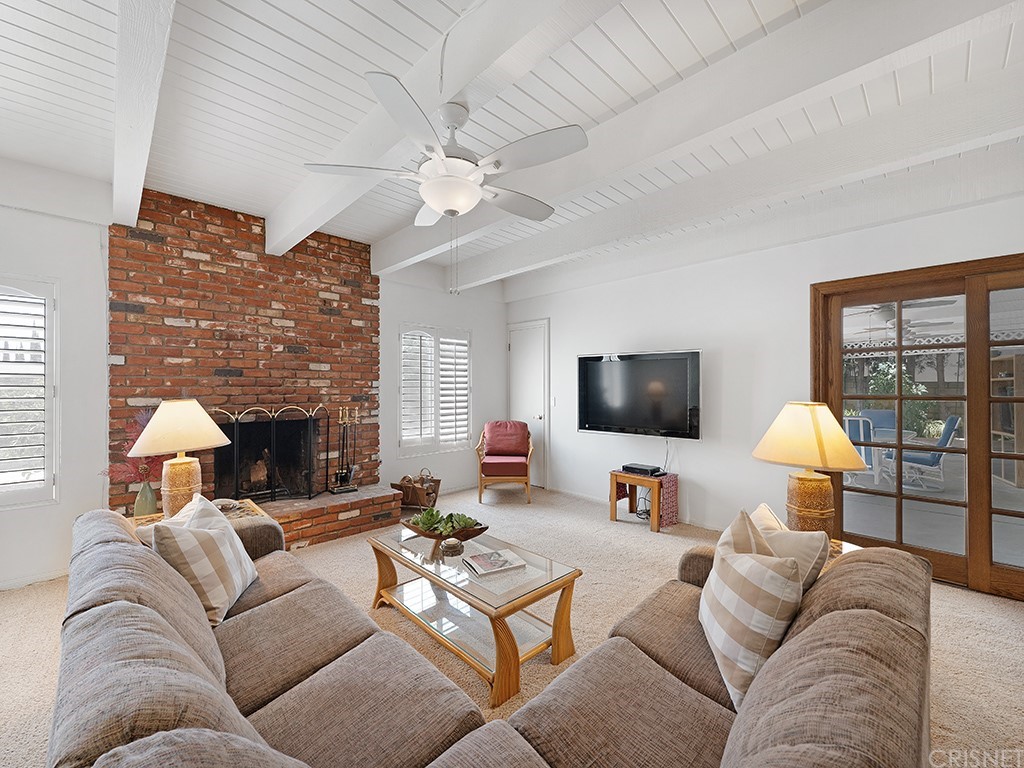 19116 Salt Place Porter Ranch, CA 91326 - Photo 19 of 56 Gallery Image 19