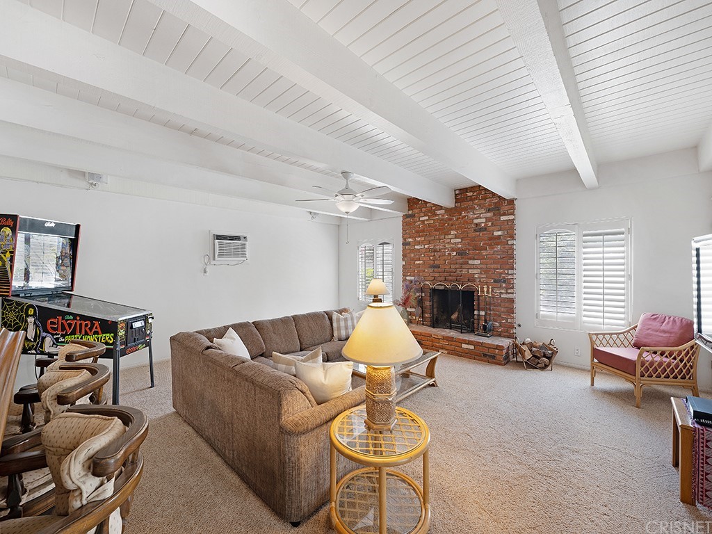 19116 Salt Place Porter Ranch, CA 91326 - Photo 20 of 56 Gallery Image 20