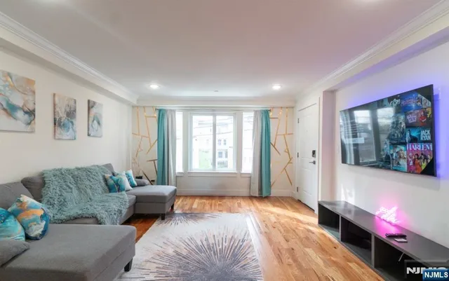 $924,999 | 319 Renner Avenue, Newark, NJ 07112