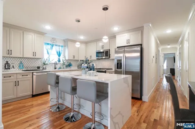 $924,999 | 319 Renner Avenue, Newark, NJ 07112