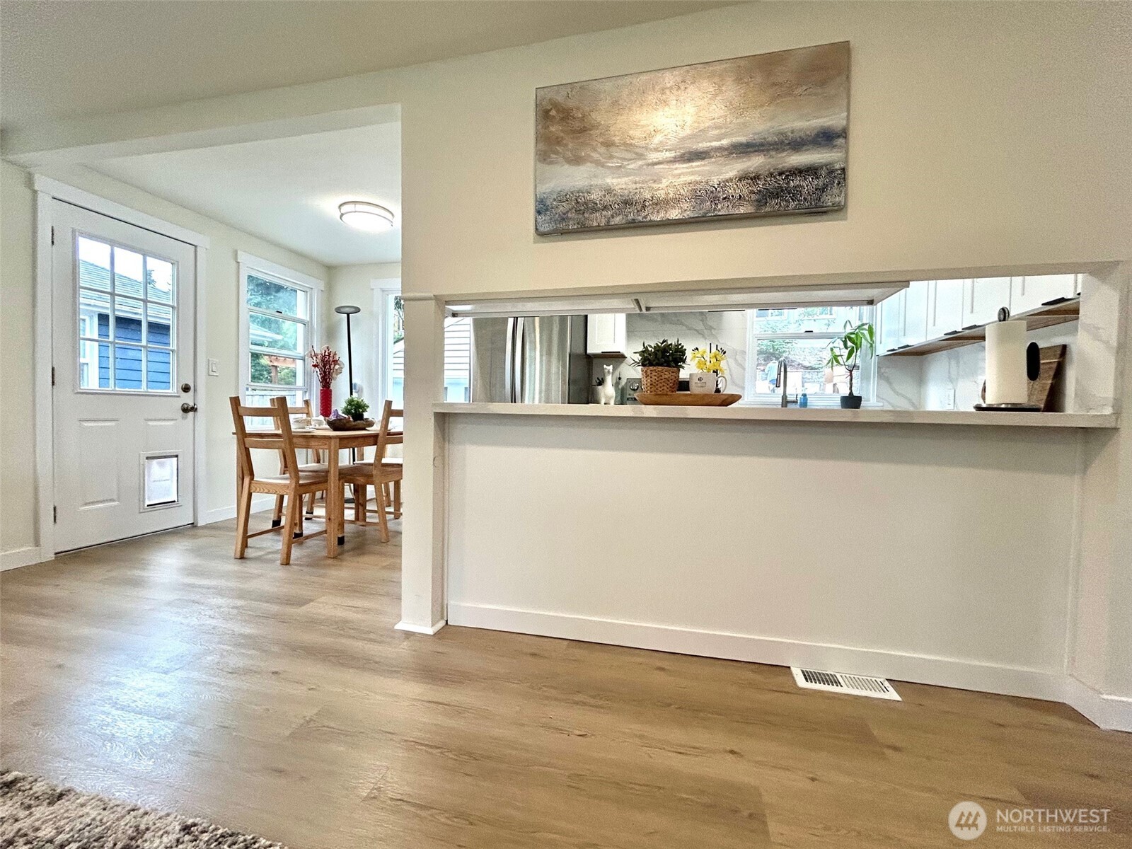 7353 29th Avenue Southwest Seattle, WA 98126 - Photo 9 of 40